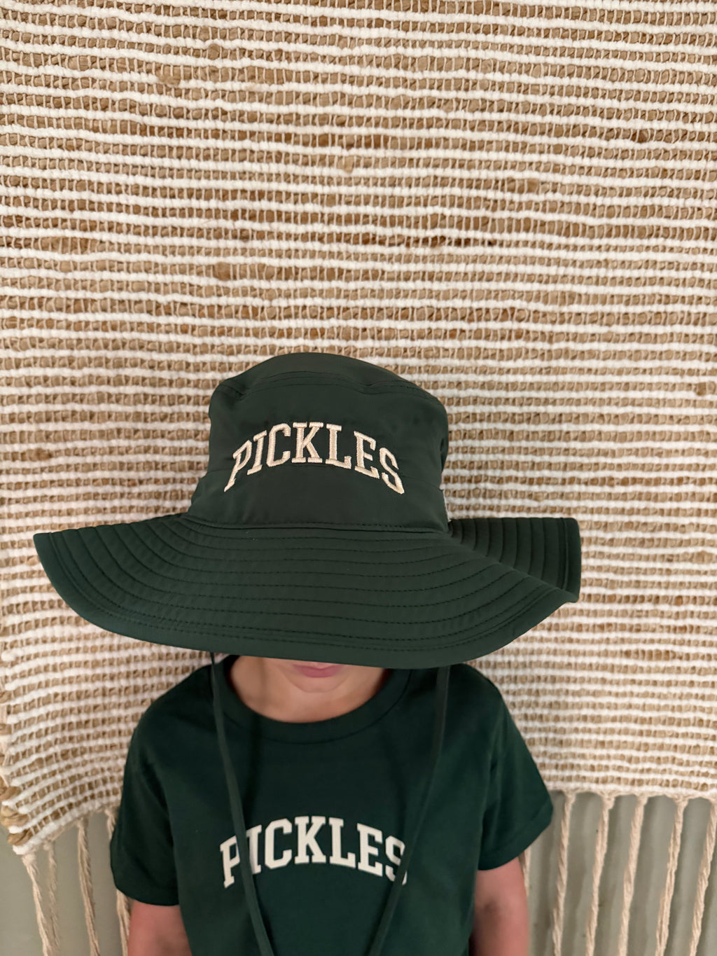 ADULT PICKLES BUCKET HAT